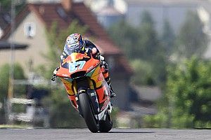 Moto2ドイツ決勝:ガードナー、独走優勝でランク首位固める。小椋藍は上位走行も最終ラップ転倒リタイア