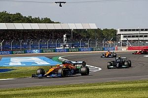 Norris: "2022'de Mercedes ve Red Bull yine önde olacak"