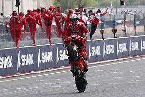 MotoGP Fransa: Yağmurun etkilediği yarışı, iki uzun tur cezasına rağmen Miller kazandı!