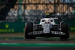 シルバーストンを楽しみつつも、角田裕毅初日の厳しい状況を認める「でも同じような所から入賞できたこともある! 諦めない」