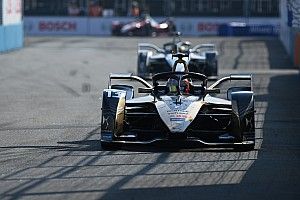 F&oacute;rmula E: Da Costa bate a Vandoorne en las calles de Nueva York