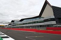 Dorna confirma que Silverstone permanecer&aacute; en MotoGP en 2023 y anuncia fechas