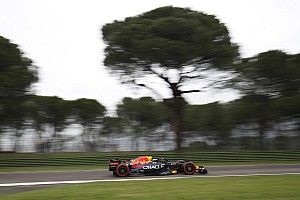 F1- SEXTA-LIVRE: Verstappen bate Leclerc em quali caótico na chuva de Ímola; Sainz erra e Lewis cai no Q2