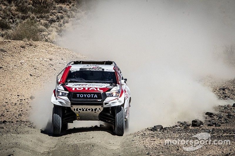Alonso: Dakar Toyota "takes more abuse" than I'm used to