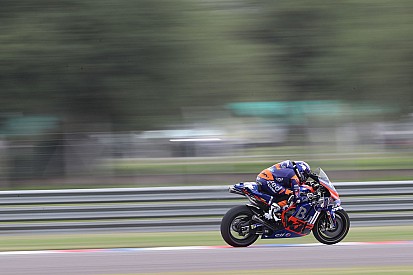 Босс команды-сателлита KTM в MotoGP озвучил главную проблему австрийских мотоциклов