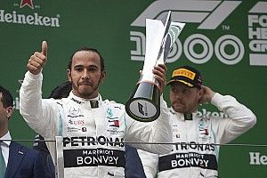 Történelmi rekord kapujában a Mercedes