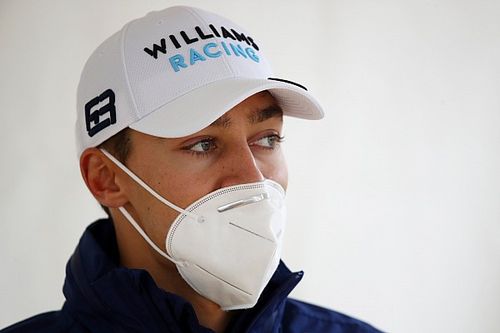 Russell pr&eacute;voit d'appeler Bottas pour "mettre les choses au clair"