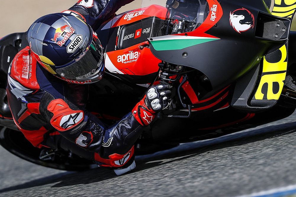 Aprilia: Dovizioso frenato dalla pioggia nel test al Mugello