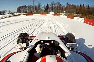 VIDEO: Rondje Nordschleife in de sneeuw