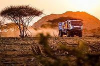 Dakar, Camion, Tappa 1: Sotnikov in rimonta col Kamaz