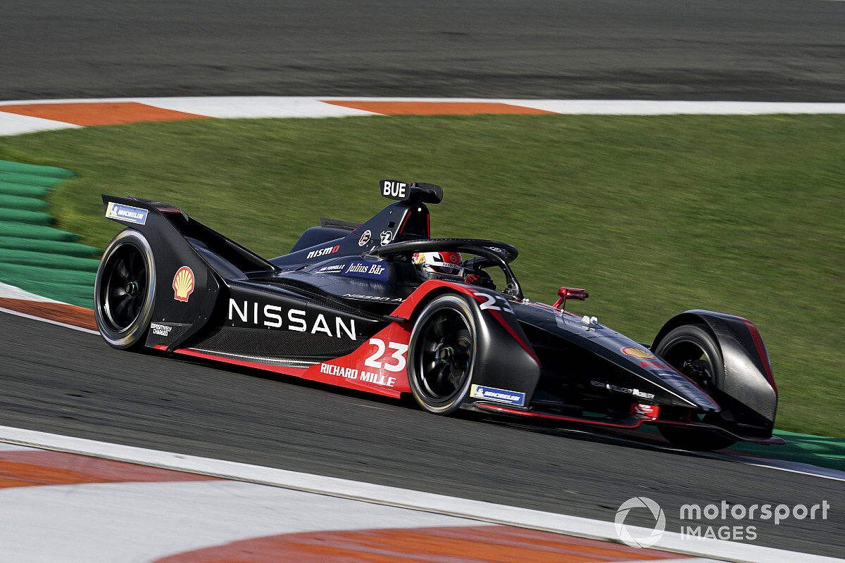 Nissan e.dams Tunda Peluncuran Mobil Baru Formula E