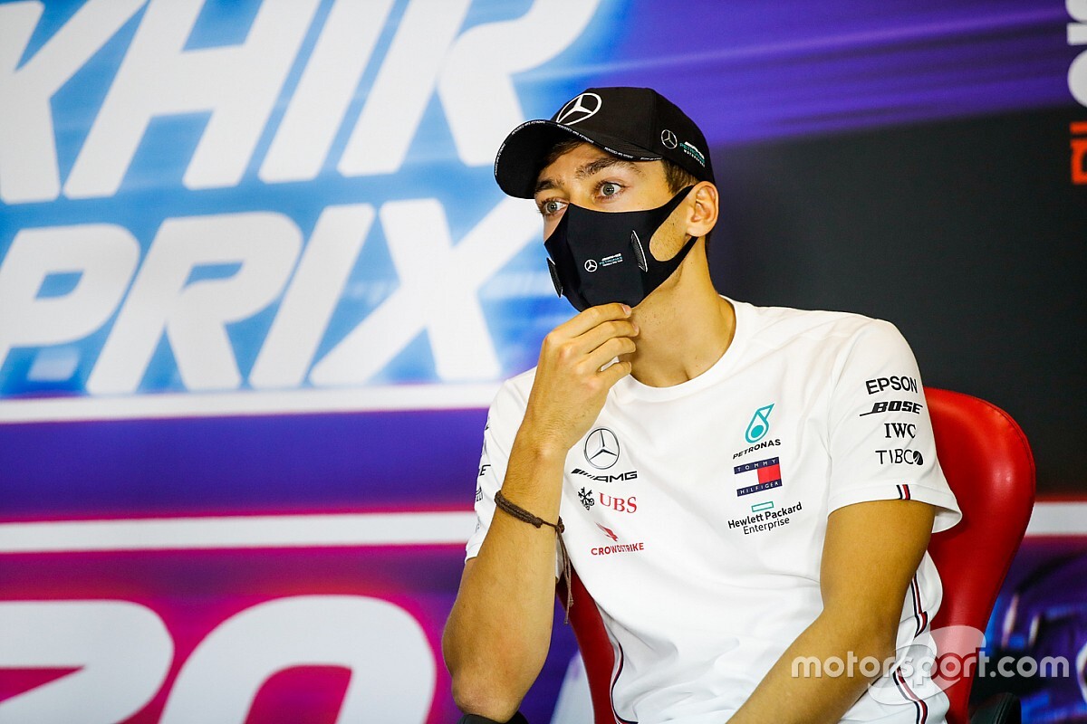 Íme Russell hétvégi sisakja - Schumacher-szurkolóknak biztosan tetszeni fog
