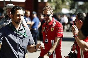 Vettel: "Je leert dat de wereld niet om Formule 1 draait"