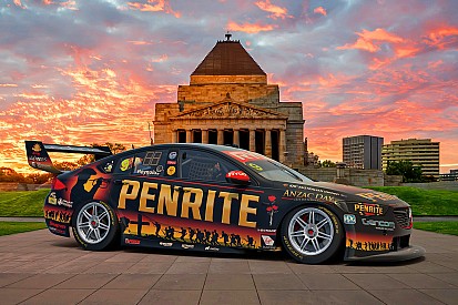 Reynolds returns to Erebus Eseries seat