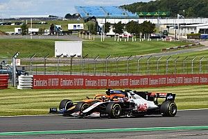 Grosjean se defende de críticas de pilotagem agressiva: "Max usa muito isso nas corridas, então pensei por que não?"