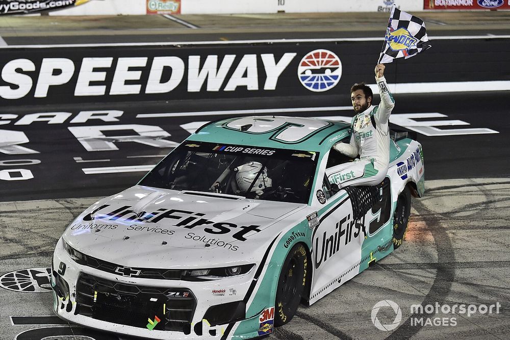 Chase Elliott thrills fans with All-Star Race win at Bristol