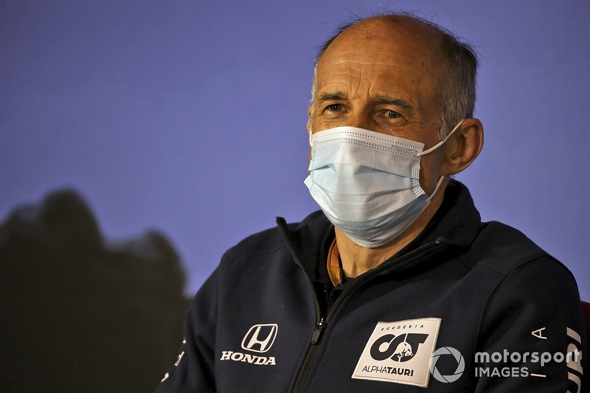 Tost: "Şahsen 2022 aracında arka kısmın Red Bull’dan aktarılmasını isterim"