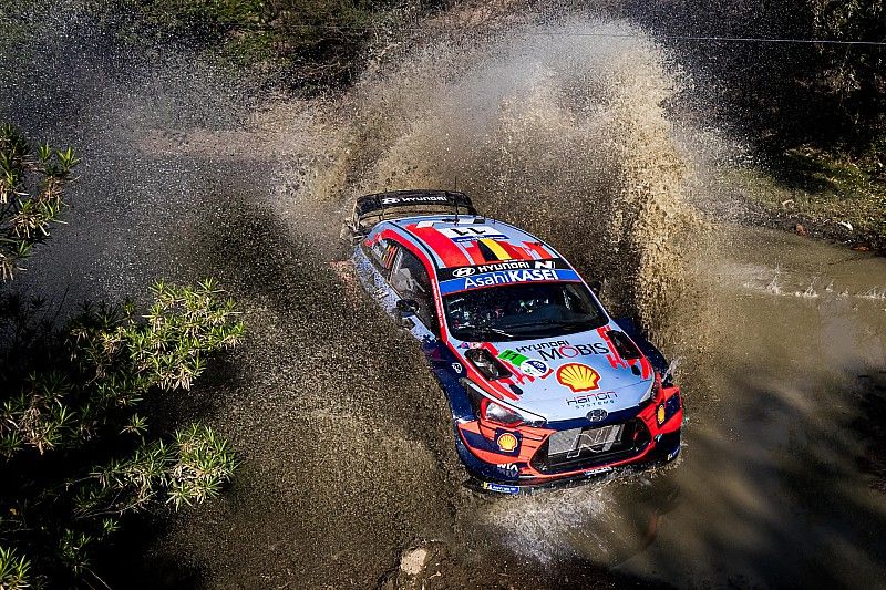 Neuville: "Il ritiro in Messico? Capita, ma dovremo migliorare"