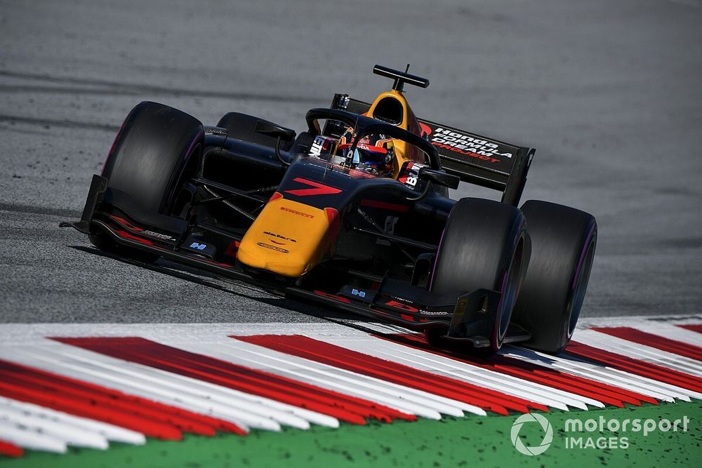 Yuki Tsunoda, Carlin