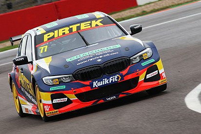 Croft BTCC: Jordan takes pole in red flag-strewn qualifying