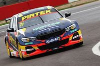 Croft BTCC: Jordan takes pole in red flag-strewn qualifying