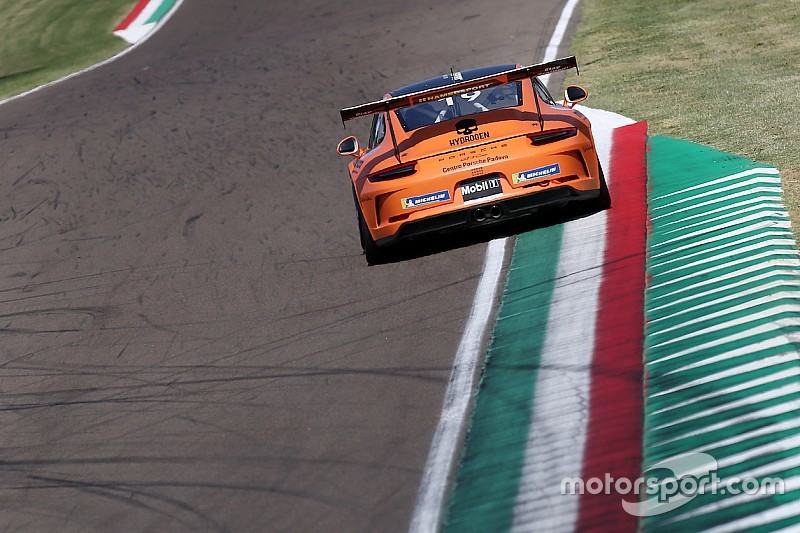 Carrera Cup Italia, a Imola la prima pole di Mosca: "Oggi gara cruciale"