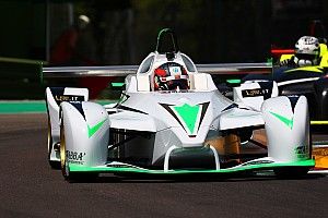 Federico Scionti alla prima uscita è subito in pole a Imola