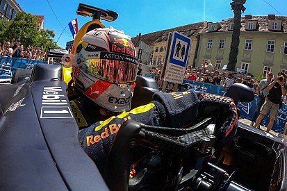 Verstappen lenyűgöző új sisakfestése az Osztrák Nagydíjra