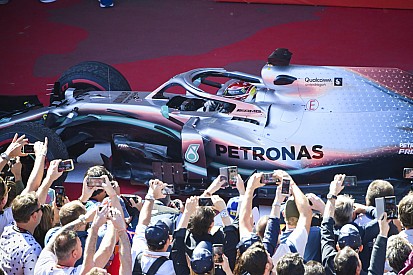 Mercedes: bocciata la gomma hard, la strategia costruita era su un solo pit