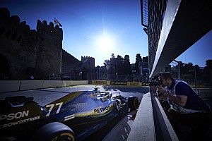 Vowles: "Per la Mercedes a Baku lo stare in scia valeva fino a quattro decimi"