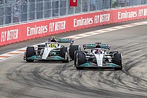 Hamilton solo necesita más suerte para igualar a Russell, dice Wolff