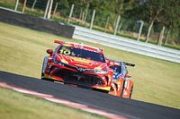 Stock Car: Zonta supera Ramos e faz a pole no Velocitta; líder, Serra é 14º