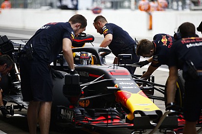 Video: Ricciardo slaakt oerkreet na motorpech kwalificatie GP van Japan