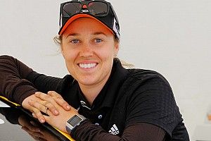 Female Utes winner sets sights on Supercars