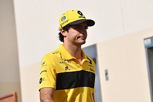 Sainz: „Furcsa lesz, hogy jövőre már nem meccselhetek Alonsóval”