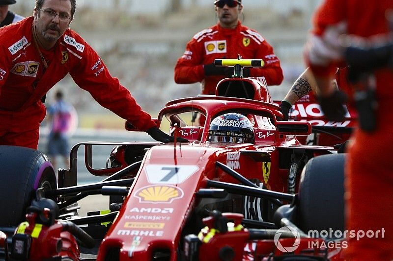 Kimi Raikkonen, Ferrari SF71H, arrive sur la grille