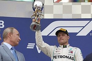 Bottas cogitou abandonar F1 após ter de deixar Hamilton passar em 2018
