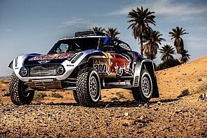 Sainz sufre una rotura del cambio en Marruecos
