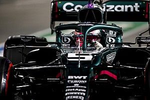 Vettel suspecte un retrait du drapeau jaune "parce que Max arrivait"