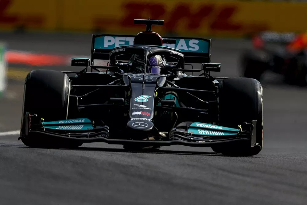 Lewis Hamilton, Mercedes W12