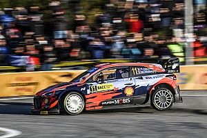 WRC, Rally Spagna, PS4: Neuville riparte forte. Tanak KO!