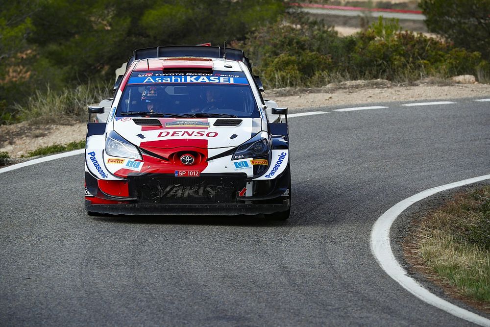 Sebastien Ogier Tak Ubah Banyak Setelan Mobil di WRC Spanyol