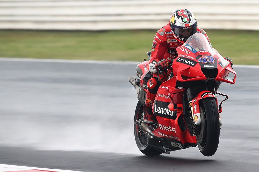 Miller lidera una segunda práctica en Misano pasada por lluvia