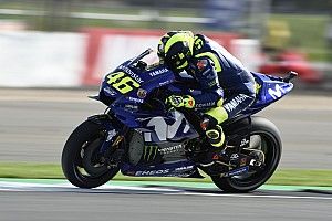 Képeken a MotoGP pénteki napja a Brit Nagydíjról