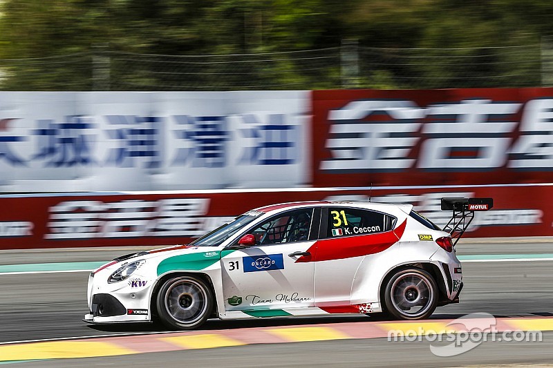 Kevin Ceccon y el Alfa Romeo se estrenan en la pole para la Carrera 3
