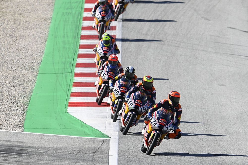 Hasil Race 2 Rookies Cup Aragon: Ivan Ortola Raih Kemenangan Pertama