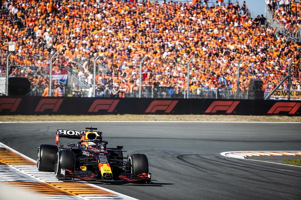 Max Verstappen, Red Bull Racing RB16B