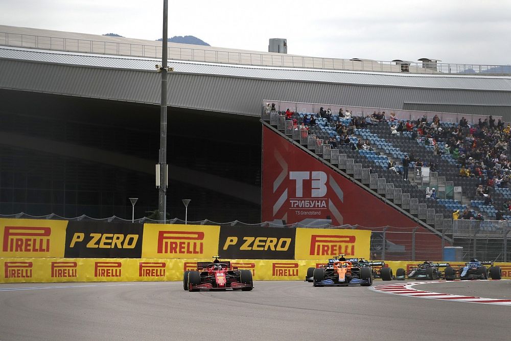 Carlos Sainz Jr., Ferrari SF21, Lando Norris, McLaren MCL35M, and George Russell, Williams FW43B