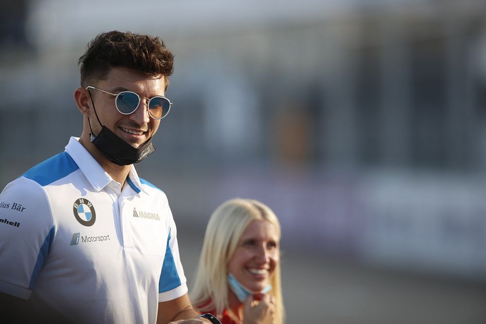 Formula E: Jake Dennis rinnova con il team Andretti per il 2022
