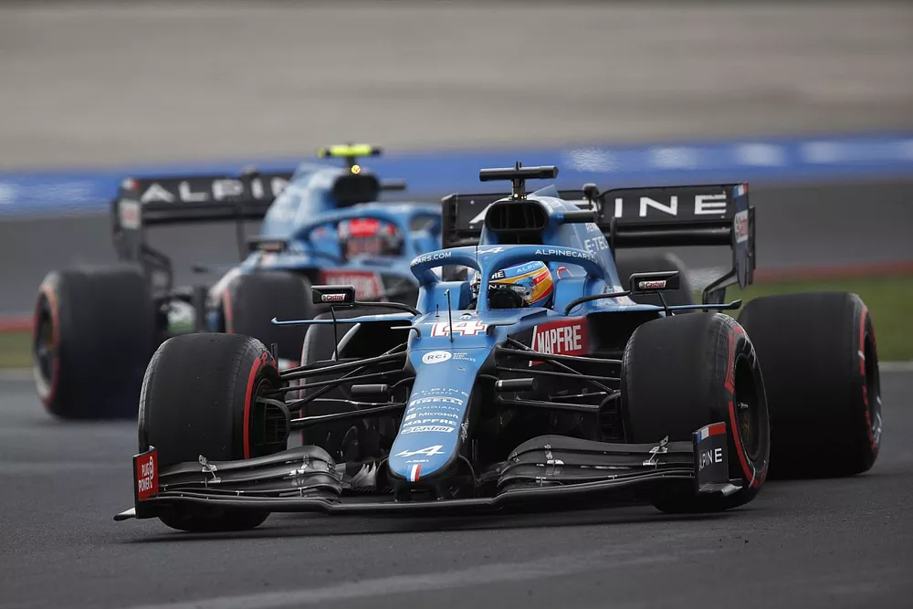 Fernando Alonso, Alpine A521, Esteban Ocon, Alpine A521